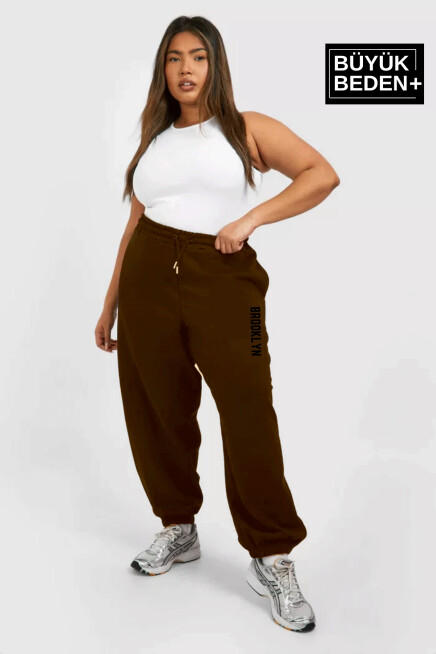 Kadın Büyük Beden Paça Lastikli Brooklyn Baskılı İnce Eşofman Altı SPR25EAK53