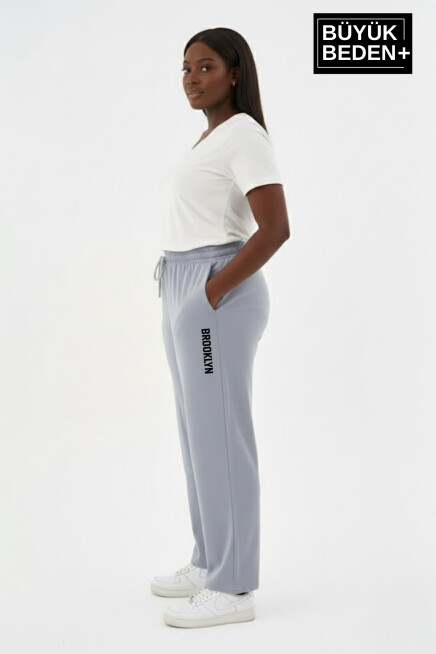 Kadın Büyük Beden BROOKLYN Baskılı Rahat Kesim Paça Reçme İnce Eşofman Altı SPR26EAK952-2
