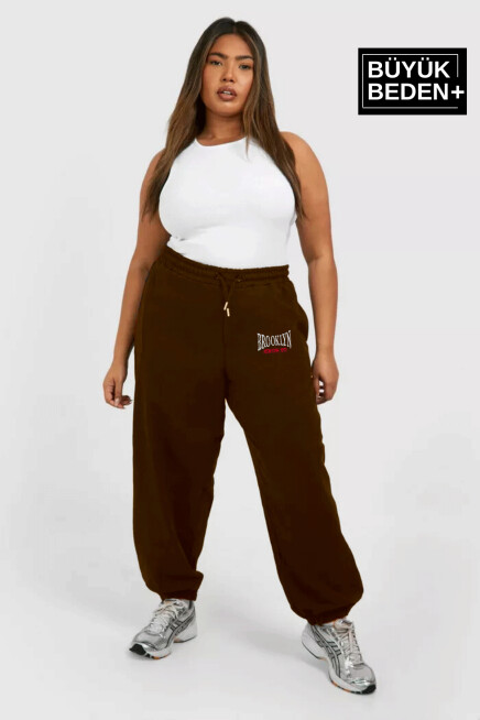 Kadın Büyük Beden Paça Lastikli Buyuk Brooklyn  Baskılı İnce Eşofman Altı  SPR24BEAK49