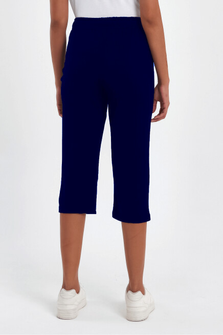 Kadın Klasik Cepli Belli Lastikli Şort SPR24KS390