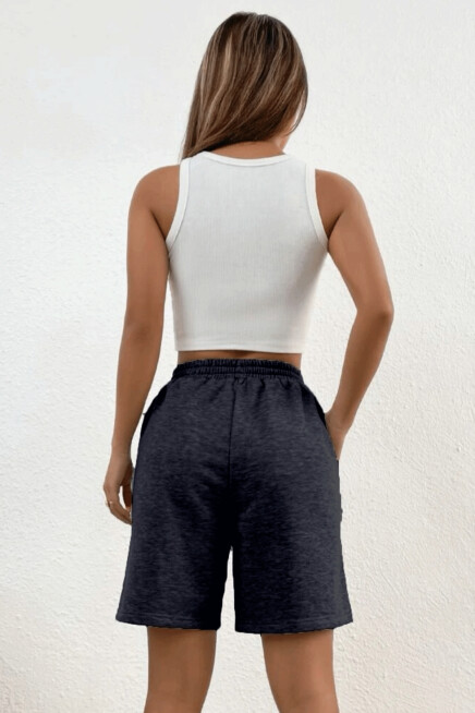 Kadın Rahat Kalıp Beli Lastikli Cepli Basklı Şort spr24srk52