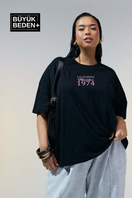 Kadın Büyük Beden California 1974 Baskılı Bisiklet Yaka Tshırt SPR25BTSK06