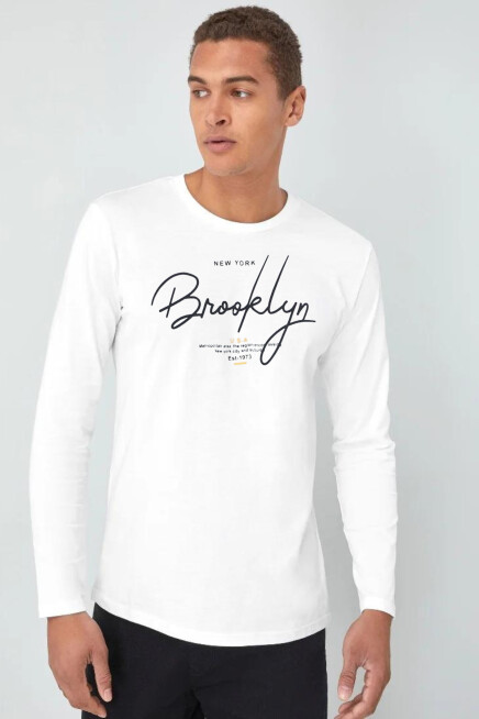 Erkek Uzun Kollu El Yazılı Brooklyn Baskılı Tshırt SPR25TS39