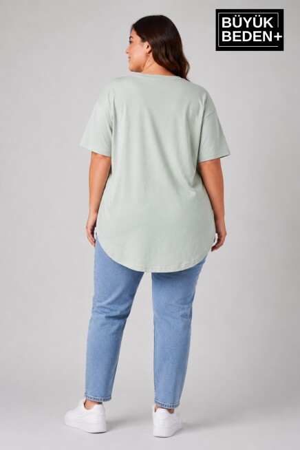 Süperlife Büyük Beden Kadın Bisiklet Yaka Basic Oval Etek Detalylı 3xl-6xl Uzun Tunik SPR26BTSK502