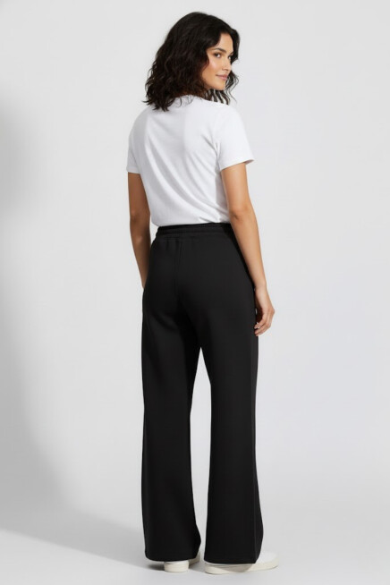 Kadın İki İplik Rahat Kalıp Yüksek Bel Geniş Paça Pantolon SPR26EAK988