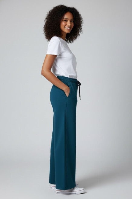 Kadın İki İplik Rahat Kalıp Yüksek Bel Geniş Paça Pantolon SPR26EAK988