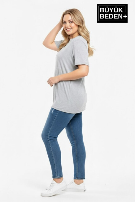Büyük Beden Kadın Basic Tişört – Pamuklu Düz T-Shirt 3XL-6XL SPR26BTSK510
